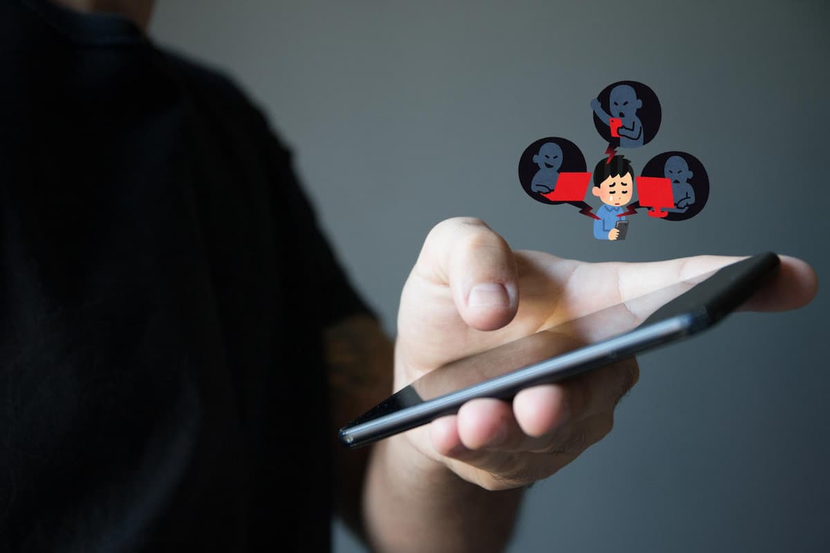 Mengenal Social Listening, Metode Cegah Krisis Reputasi Brand Image Cover
